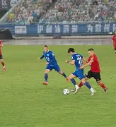 巴塞罗那球员在比赛中遭受严重伤病,需休息数周的简单介绍 巴塞罗那球员在比赛中遭受严重伤病,需休息数周的简单介绍