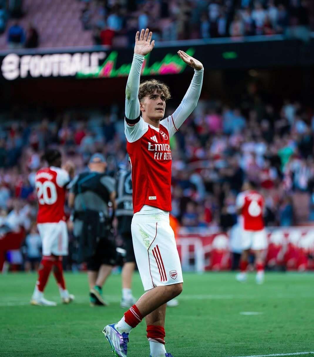 阿森纳新签约后卫,提升后防实力的简单介绍 阿森纳新签约后卫,提升后防实力的简单介绍